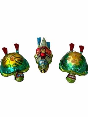 Set of 3 December Diamonds Scuba Sea Turtles and Alligator Glass Ornaments